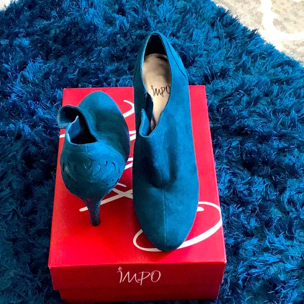 Turquoise suede 31/2 inch booties